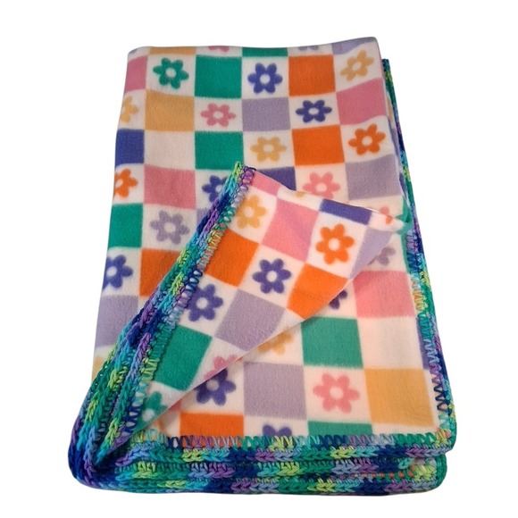 Handmade Other - Pastel Rainbow Daisy Square's Checkerboard Hand Knit Edges Soft Felt Blanket 58"